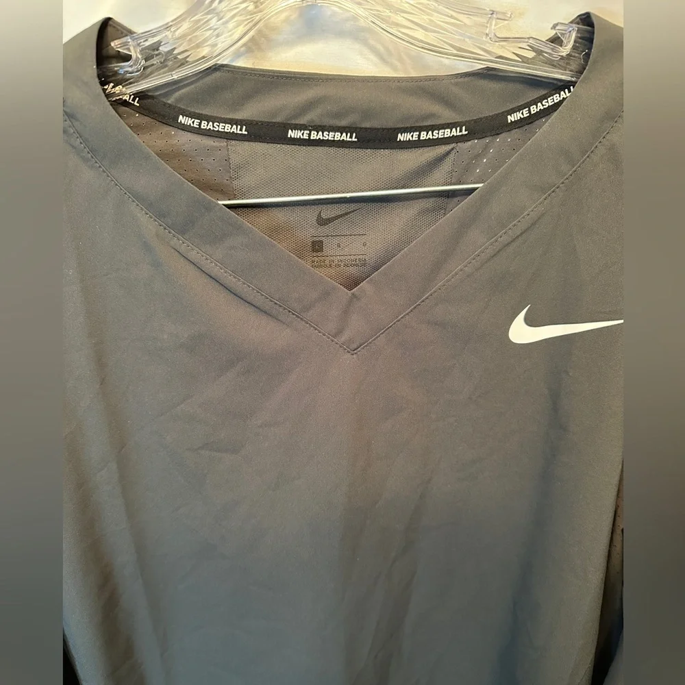 Nike‎ Dri Fit Size Large Baseball Pullover Windbreaker Gray 3/4 Sleeve Jacket